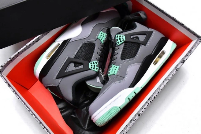 HYPE Air 4 Glow Retro Jordan 308497-033 Green 0805